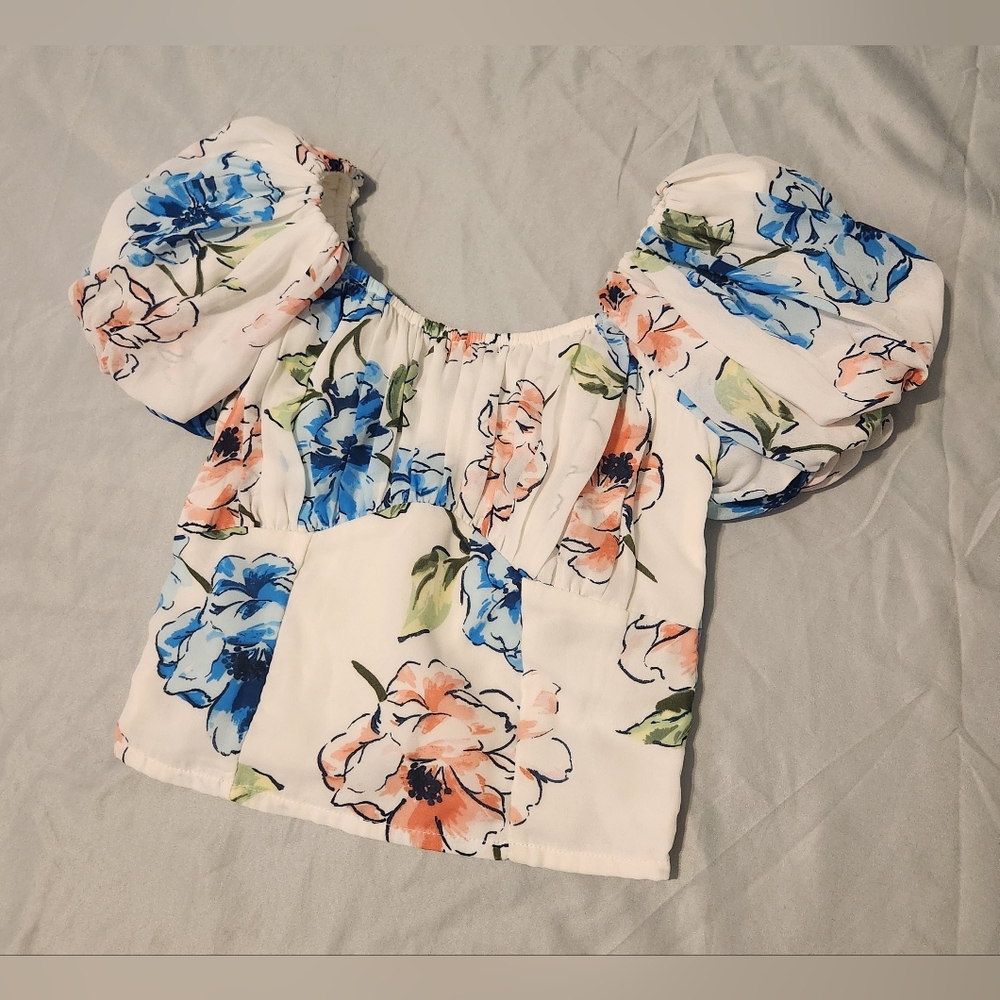 Floral Puff Sleeve Abercrombie and Fitch Blouse